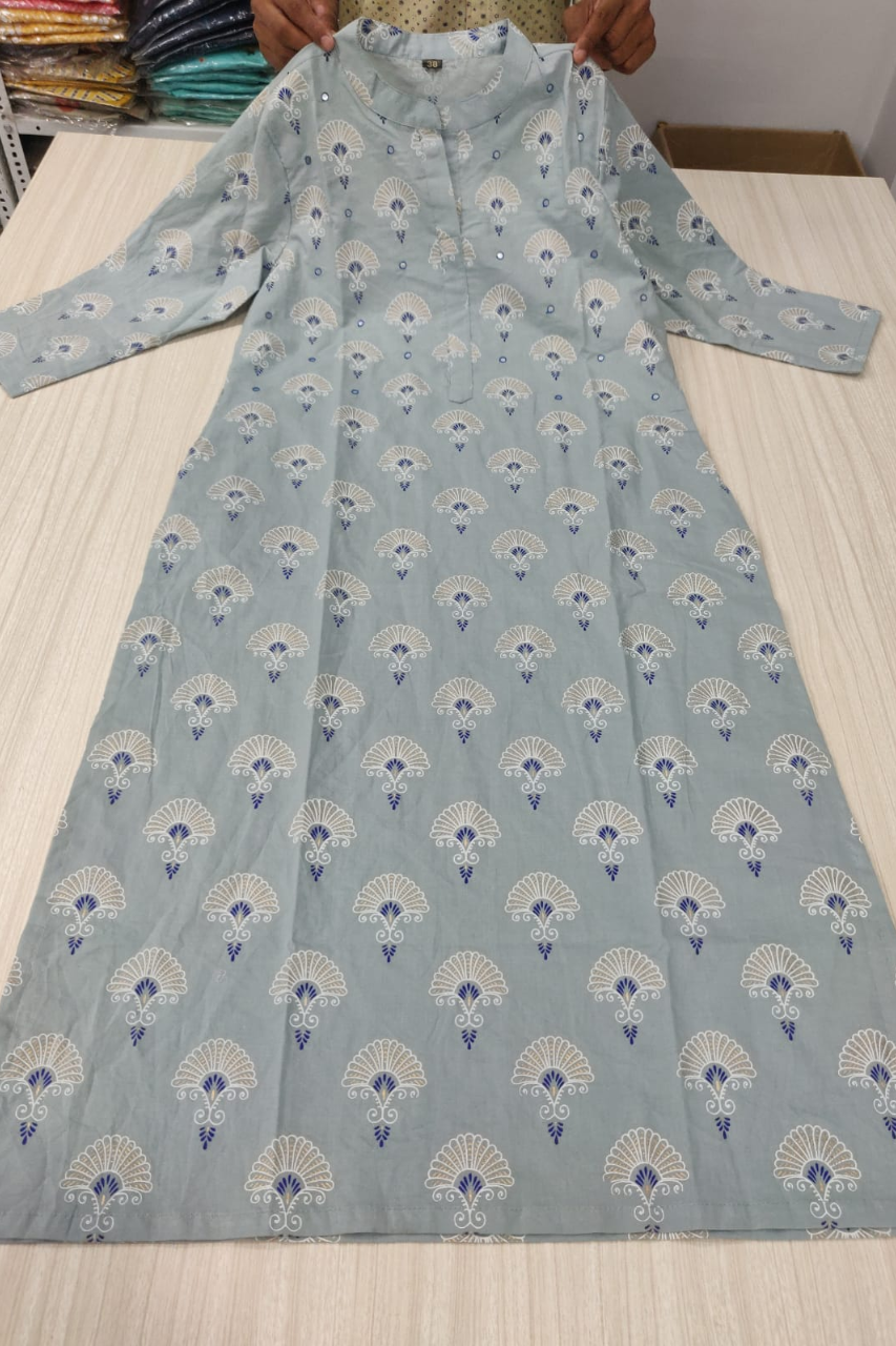 Cotton Kurti with Side and Front Slits AA3405